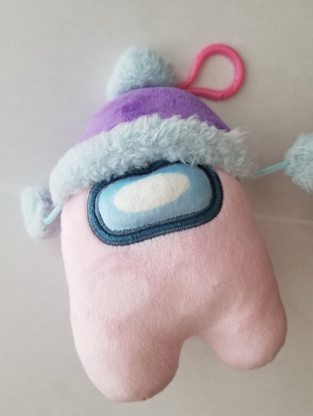❗Among Us Pink Crewmate Plush Keychain❗